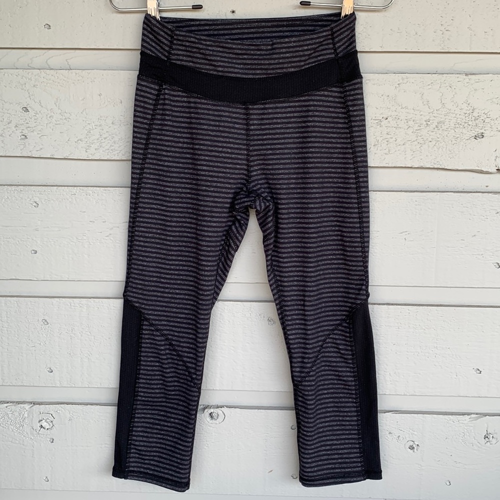 💪KYODAN ATHLETIC ACTIVEWEAR WORKOUT/ YOGA/RUNNING BLACK/CHARCOAL CAPRI LENGTH